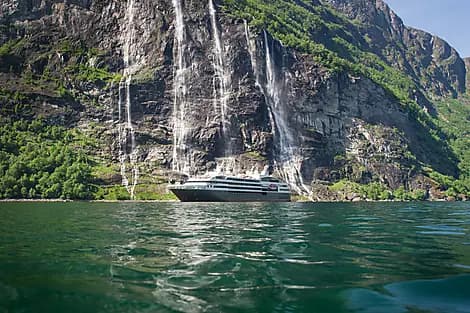7 Nov 26 - Navigation dans le fjord de Geiranger