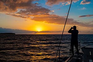 Croisière au coucher de soleil à Moorea