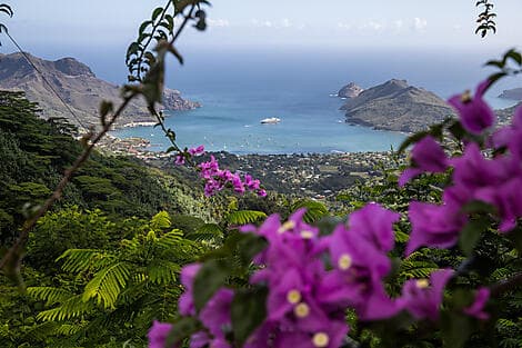 ÎLES MARQUISES DÉCOUVERTE ET RENCONTRE EN 'TERRE DES HOMMES' (7 NUITS)
