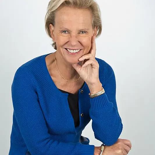 CHRISTINE_OCKRENT.jpg