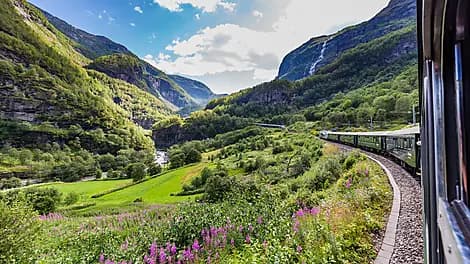 AVENTURE NORVÉGIENNE AU FIL DU RAIL : DE BERGEN À OSLO (3 NUITS)