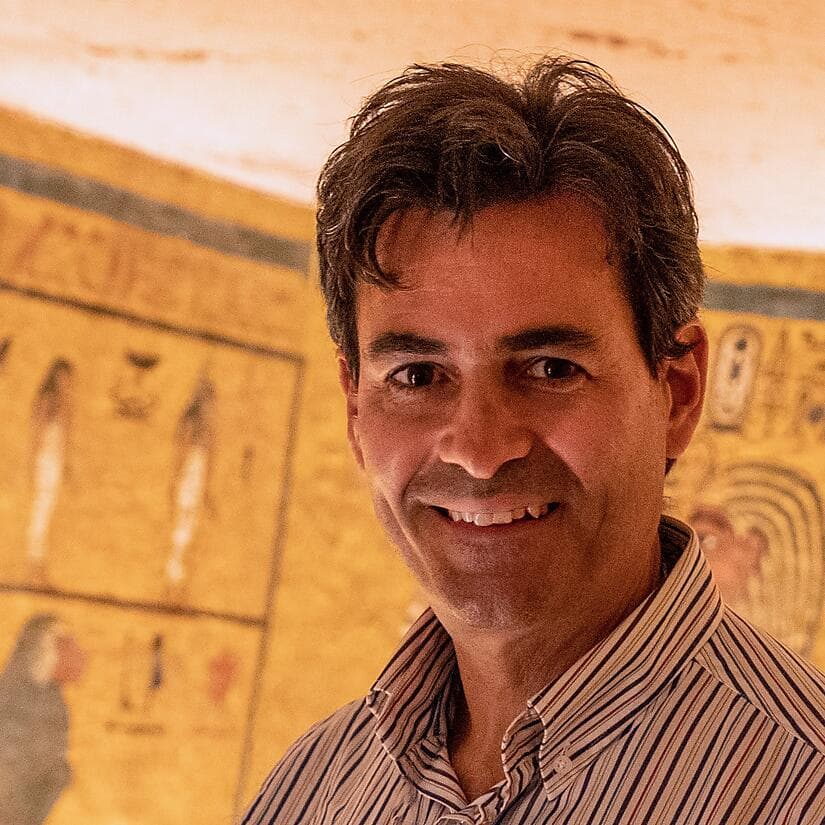 adam luxor 22 portrait 24 mars 2025.jpg