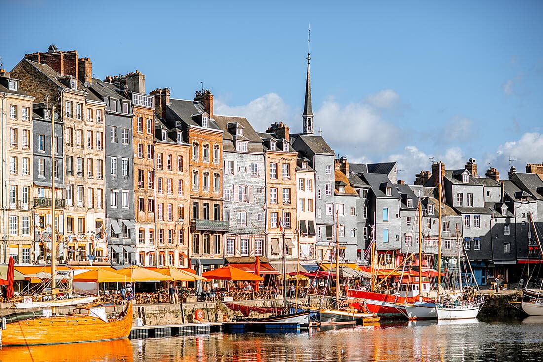 Transfert du port de Honfleur à Paris (Fondation Louis Vuitton)