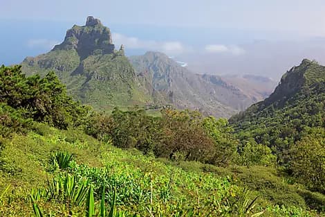 16 Nov 26 - São Nicolau