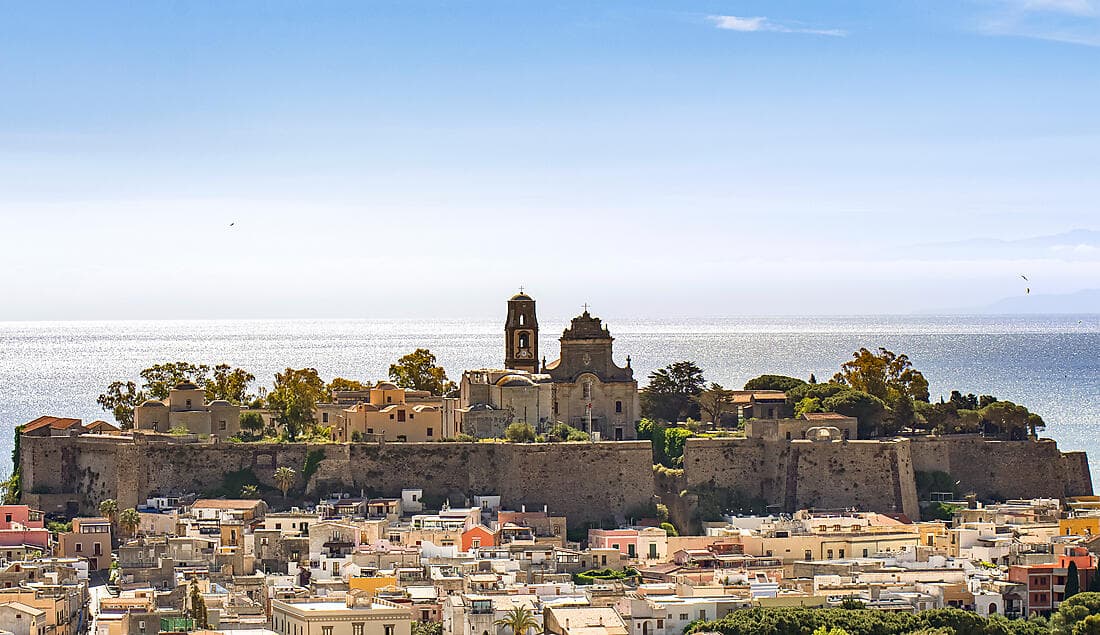 Cités historiques et rivages méditerranéens
